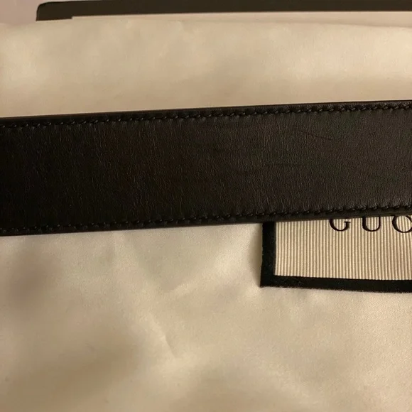 Gucci Leather Belt with Double G Buckle - Picture 8 of 11
